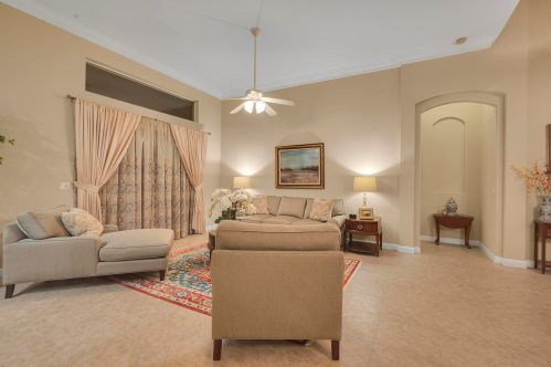 466 Dover Ct, Fort Pierce FL  34983-3414 exterior