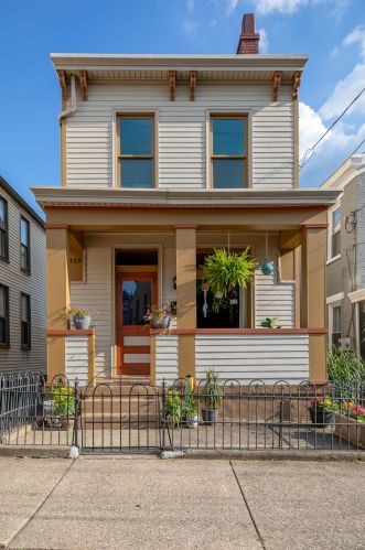 409 9th St, Covington, KY 41011-2144