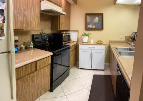 123 Heritage Way, West Palm Beach, FL 33407-6865
