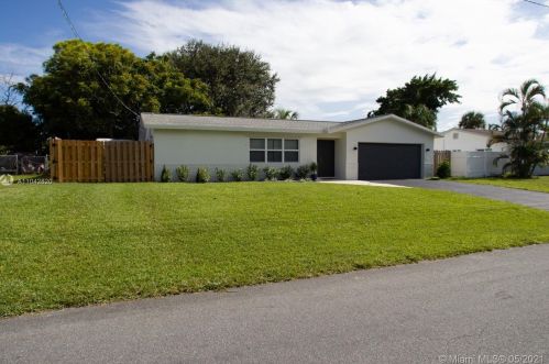 1184 28th Ave, Boynton Beach, FL 33426-7840