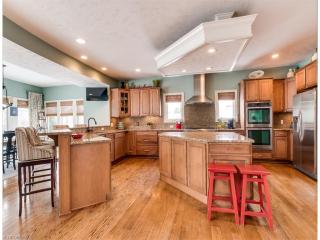 6881 Bridgecreek Dr, Concord Township OH  44077-2355 exterior