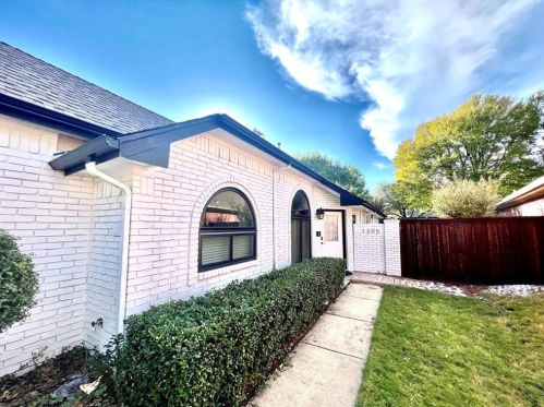 1305 Kittery Dr, Plano TX  75093-5205 exterior