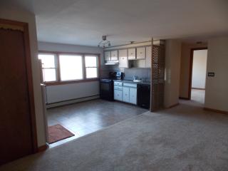 345 10th St, Palisades Park NJ  07650-2205 exterior