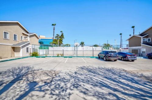 7883 Cerritos Ave, Stanton CA  90680-1658 exterior