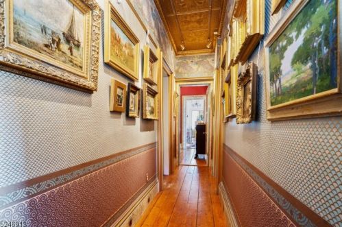 430 Green Ln, Belvidere NJ  07823-1236 exterior