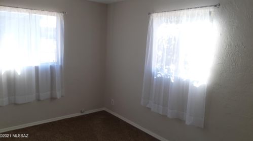 6201 29th St, Tucson AZ  85711-6815 exterior