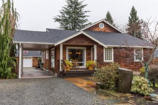 514 7th Ave, Kirkland, WA 98033-5628