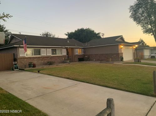 558 Fairmont Ave, Santa Maria, CA 93455-3225