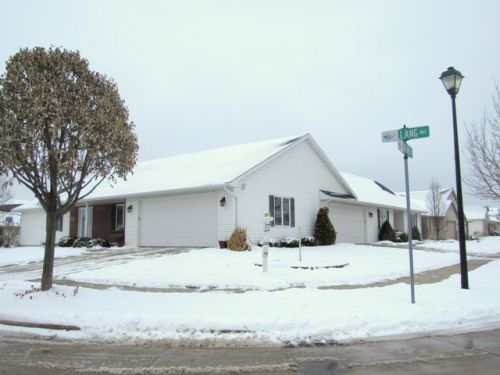 422 Kramer Ln, Kimberly, WI 54136-2344