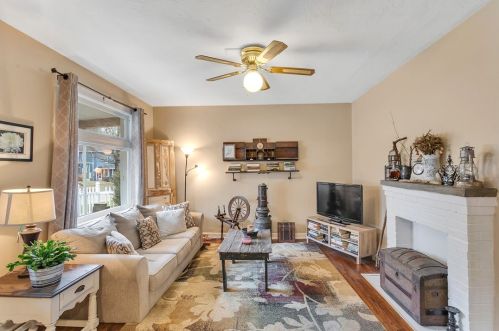 755 6th St, Oakmont PA  15139-1587 exterior