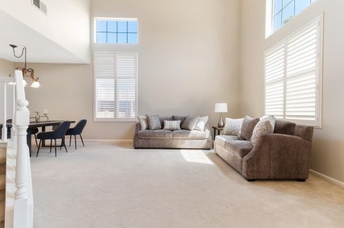 4533 Visions Dr, Turlock CA  95382-8332 exterior