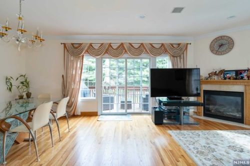 134 Demarest Ln, Montvale NJ  07645-2341 exterior