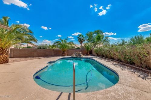 1054 74th St, Mesa, AZ 85208-2726