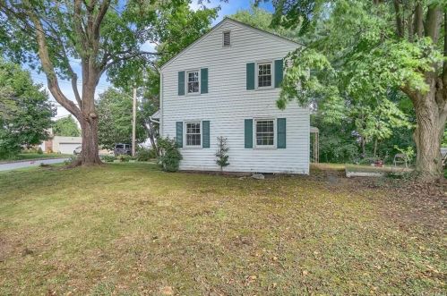 43 Greenvale Cir, White Plains, NY 10607-1601
