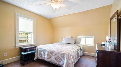 214 Sheridan Ave, New Castle PA  16105-2561 exterior