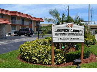 5275 77th Ct, Miami, FL 33155-4390