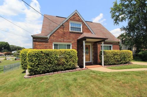 310 Lesnett Rd, Bridgeville, PA 15017-2230