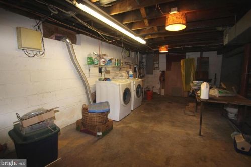 373 Concord Rd, Glen Mills PA  19342-1403 exterior