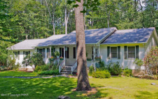 109 Karen Glen Way, Brodheadsville, PA 18322-7058