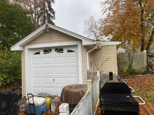 24 Oak St, Lake Grove, NY 11755-2930