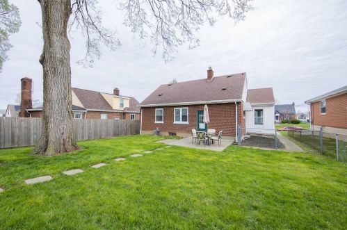 2171 Glenside Ave, Cincinnati OH 45212-1140 exterior