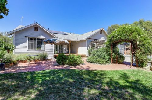 10006 Park View Ln, Lake Wildwood, CA 95946-9397