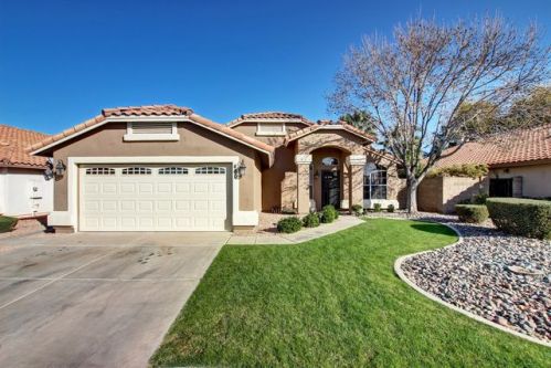480 Sage Brush St, Gilbert, AZ 85233