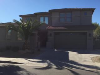 1749 Indigo St, Gilbert AZ  85298-3220 exterior