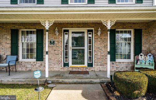 103 Duke Dr, Bear, DE 19701-4004