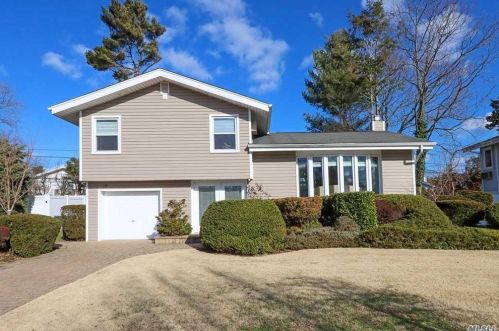 46 Flower Ln, Muttontown, NY 11753-2312