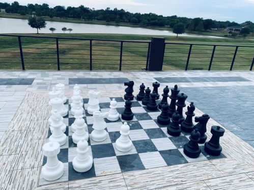 703 Leaning Oak Trl, Richmond TX  77406-4653 exterior