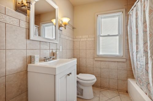 5010 60th St, Milwaukee WI  53220-4620 exterior