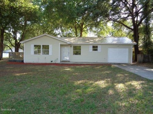 16188 17th St, Ocklawaha, FL 32179-2302