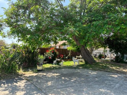 2181 El Norte Pkwy, Escondido, CA 92026-1811