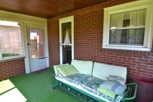 217 Larkspur St, Whitaker PA  15120-2207 exterior