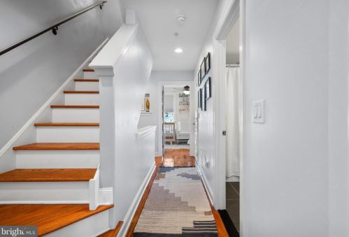 428 Mercy St, Philadelphia PA  19148-2507 exterior