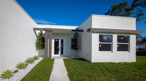 2291 Plymouth St, Fort Pierce, FL 34953-2379