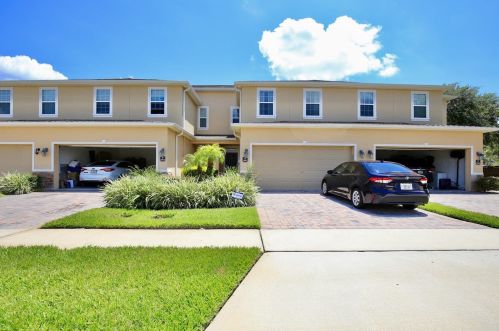 2002 Traders Cv, Kissimmee FL  34743-7842 exterior