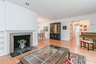 41 Barbara Ct, Greenlawn, NY 11740-1103