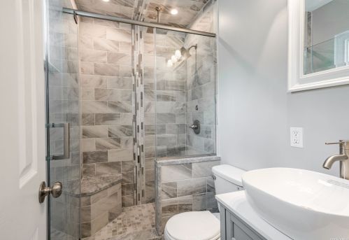 29 Hawthorne St, Mount Sinai NY  11766-2909 exterior