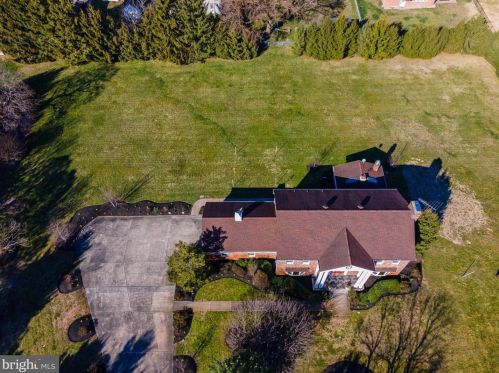 520 Lakeview Dr, Auburn NJ  08085-1248 exterior