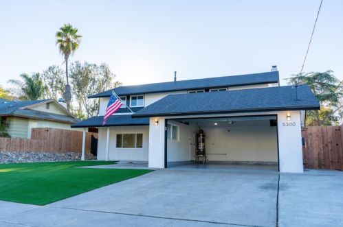 5300 Tufts St, La Mesa, CA 91942-1702