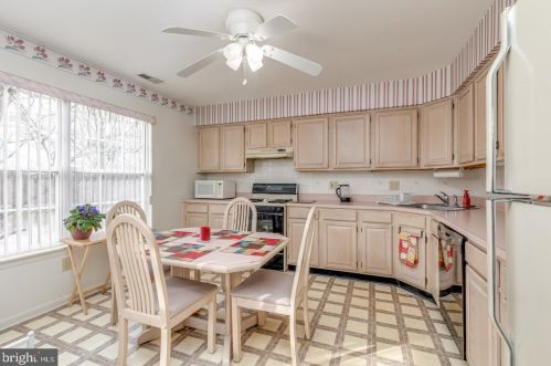 6702 Normandy Dr, Mount Laurel NJ  08054-5993 exterior