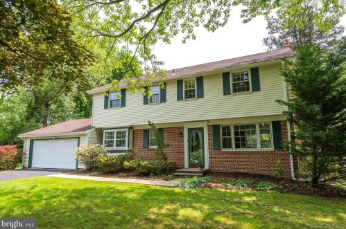 920 Davis Rd, Prospectville, PA 19002-2610