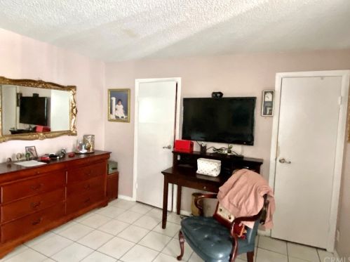 4111 San Luis St, Compton CA  90221-2917 exterior