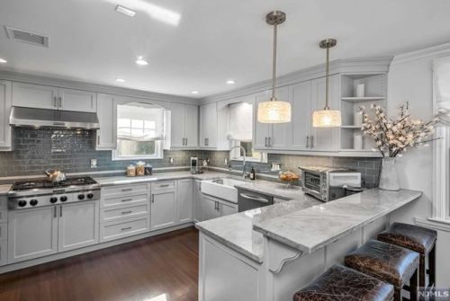 139 Grant St, Ridgewood NJ  07450-4008 exterior