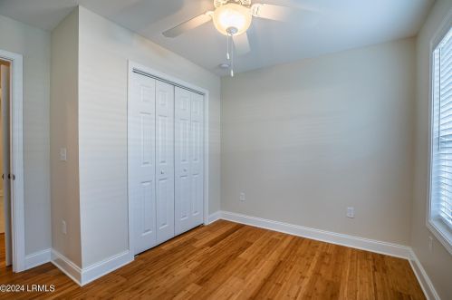 8 Wateree Ct, Beaufort SC  29902-3332 exterior