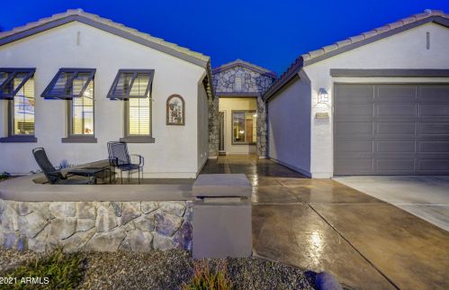 40269 Exploration Trl, Phoenix, AZ 85086-1640