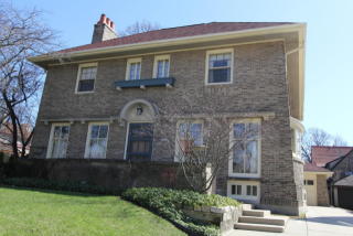 2737 Beverly Rd, Milwaukee WI  53211-2439 exterior