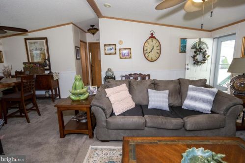 266 Tony Cir, West Deptford NJ  08051-1948 exterior